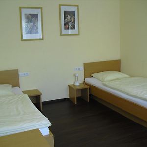 Dreibettzimmer